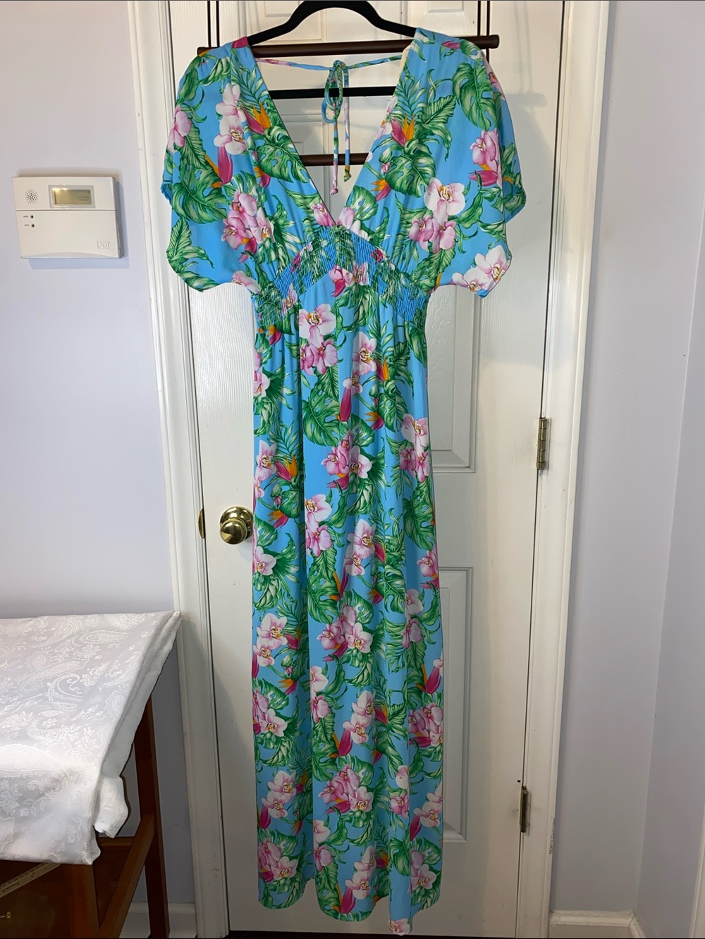 NWT Peach Love California Tropical Orchid Floral, sz. M